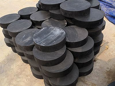 勃利县板式橡胶支座由若干层橡胶片与薄钢板经加压硫化